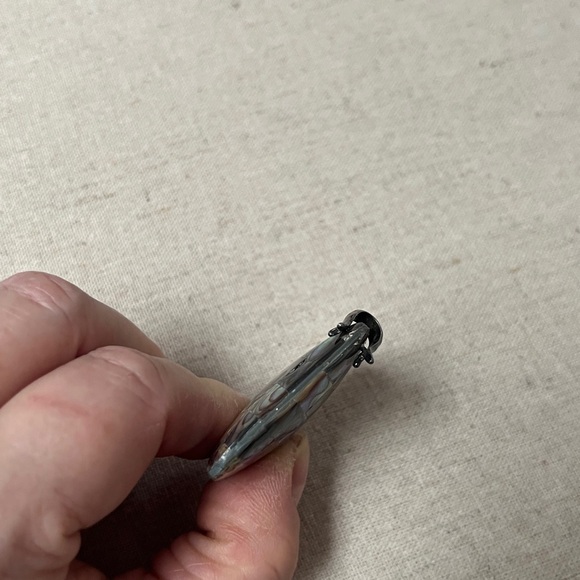 Puffy Abalone Shell Mosaic Pendant - Picture 4 of 4